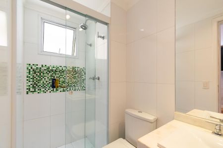 Apartamento para alugar com 124m², 3 quartos e 3 vagas Apartamento para alugar com 124m², 3 quartos e 3 vagasBanheiro da Suíte 2