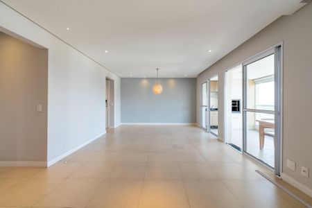 Apartamento para alugar com 124m², 3 quartos e 3 vagas Apartamento para alugar com 124m², 3 quartos e 3 vagasSala