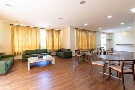 Apartamento para alugar com 124m², 3 quartos e 3 vagas Apartamento para alugar com 124m², 3 quartos e 3 vagasÁrea comum - Salão de festas