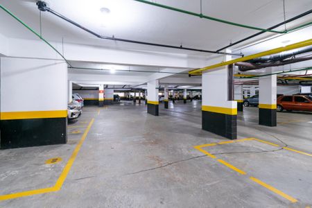 Apartamento para alugar com 124m², 3 quartos e 3 vagas Apartamento para alugar com 124m², 3 quartos e 3 vagasGaragem