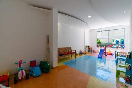 Apartamento para alugar com 124m², 3 quartos e 3 vagas Apartamento para alugar com 124m², 3 quartos e 3 vagasBrinquedoteca