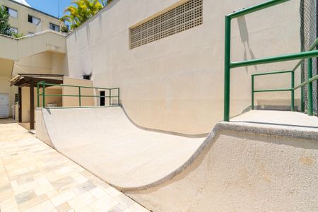 Apartamento para alugar com 124m², 3 quartos e 3 vagas Apartamento para alugar com 124m², 3 quartos e 3 vagasÁrea comum