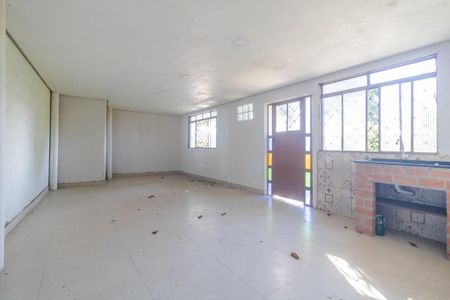 Casa para alugar com 70m², 1 quarto e 3 vagasKitnet