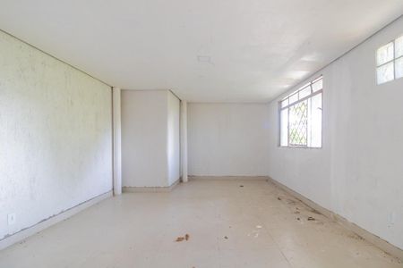 Casa para alugar com 70m², 1 quarto e 3 vagasKitnet