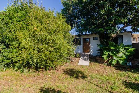 Casa para alugar com 70m², 1 quarto e 3 vagasQuintal