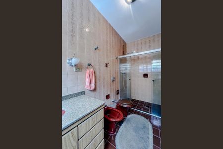 Casa à venda com 283m², 5 quartos e 2 vagasBanheiro da Suíte