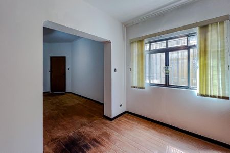 Casa à venda com 283m², 5 quartos e 2 vagasQuarto 4 - Suíte