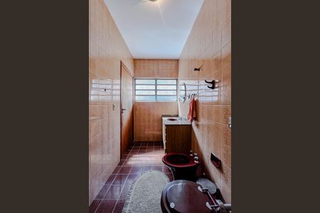 Casa à venda com 283m², 5 quartos e 2 vagasBanheiro da Suíte