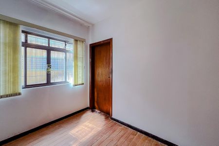 Casa à venda com 283m², 5 quartos e 2 vagasQuarto 4 - Suíte