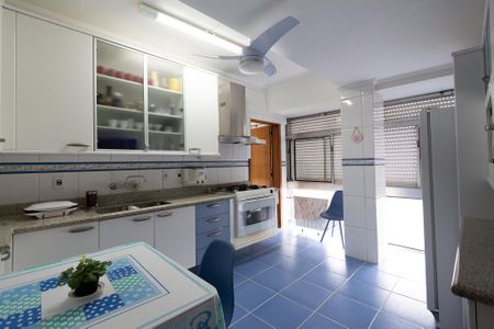 Apartamento à venda com 205m², 3 quartos e 1 vagaCozinha