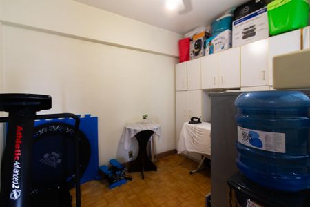 Apartamento à venda com 205m², 3 quartos e 1 vagaQuarto de Serviço