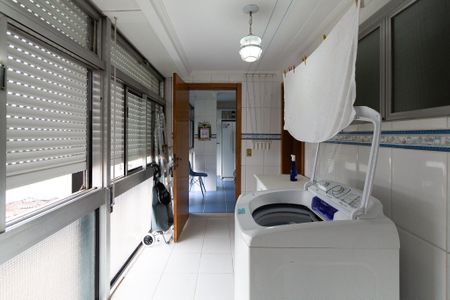 Apartamento à venda com 205m², 3 quartos e 1 vagaÁrea de Serviço