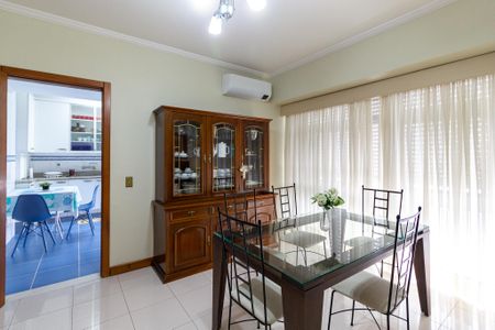 Apartamento à venda com 205m², 3 quartos e 1 vagaSala de Jantar