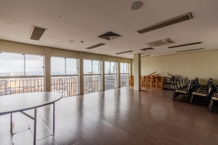 Apartamento à venda com 205m², 3 quartos e 1 vagaÁrea comum - Salão de festas