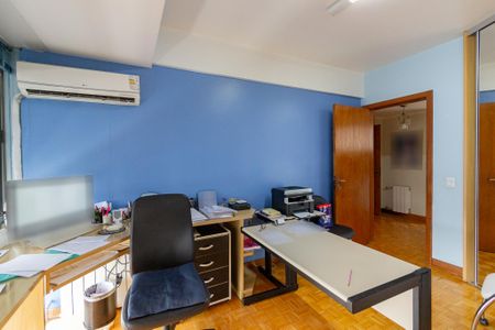 Apartamento à venda com 205m², 3 quartos e 1 vagaQuarto 2