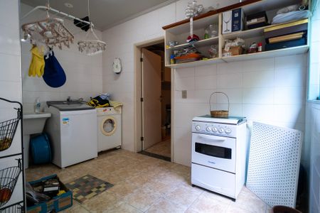 Casa para alugar com 321m², 4 quartos e 4 vagasÁrea de Serviço