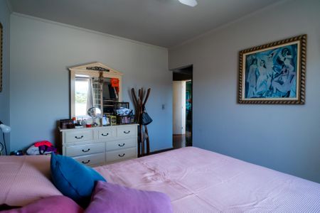 Casa para alugar com 321m², 4 quartos e 4 vagasSuíte 3