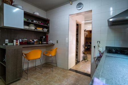 Casa para alugar com 321m², 4 quartos e 4 vagasCozinha
