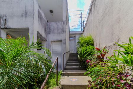 Casa à venda com 200m², 2 quartos e 1 vaga Casa à venda com 200m², 2 quartos e 1 vagaEntrada