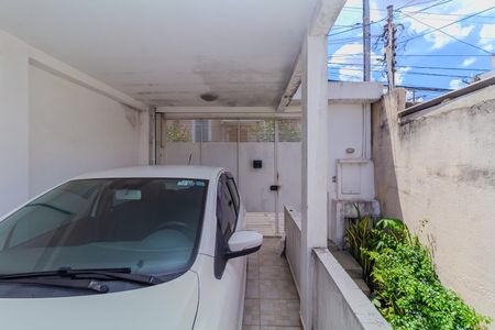 Casa à venda com 200m², 2 quartos e 1 vaga Casa à venda com 200m², 2 quartos e 1 vagaGaragem