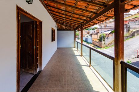 Casa à venda com 150m², 1 quarto e 3 vagasVaranda