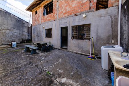 Casa à venda com 150m², 1 quarto e 3 vagasQuintal