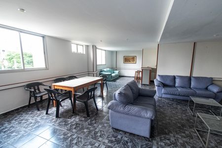 Apartamento para alugar com 87m², 3 quartos e 1 vaga Apartamento para alugar com 87m², 3 quartos e 1 vagaÁrea comum - Salão de festas