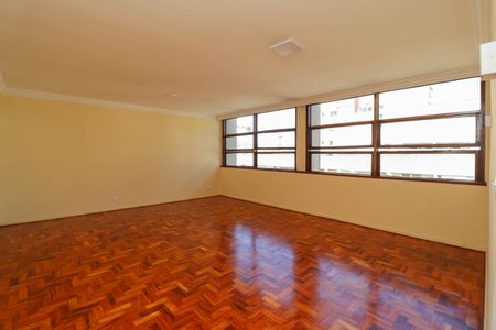Apartamento à venda com 173m², 4 quartos e 1 vaga Apartamento à venda com 173m², 4 quartos e 1 vagaSala