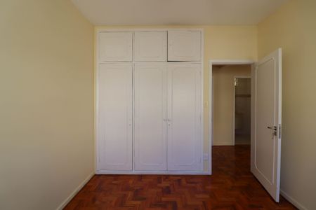 Apartamento à venda com 173m², 4 quartos e 1 vaga Apartamento à venda com 173m², 4 quartos e 1 vagaQuarto 1