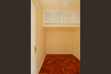 Apartamento à venda com 173m², 4 quartos e 1 vaga Apartamento à venda com 173m², 4 quartos e 1 vagaQuarto de Serviço