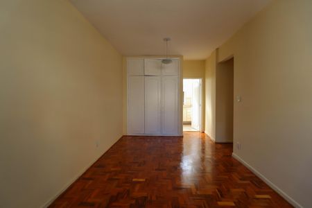 Apartamento à venda com 173m², 4 quartos e 1 vaga Apartamento à venda com 173m², 4 quartos e 1 vagaSuíte