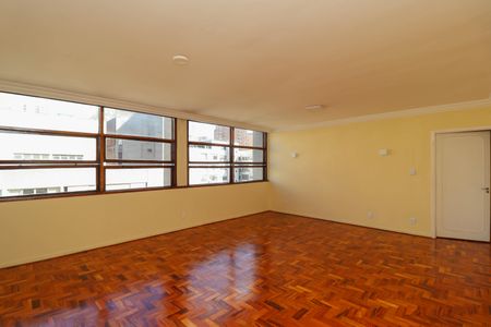 Apartamento à venda com 173m², 4 quartos e 1 vaga Apartamento à venda com 173m², 4 quartos e 1 vagaSala