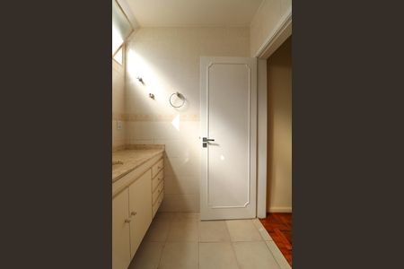 Apartamento à venda com 173m², 4 quartos e 1 vaga Apartamento à venda com 173m², 4 quartos e 1 vagaBanheiro da Suíte