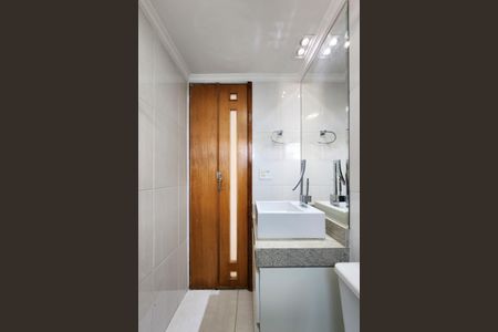 Apartamento para alugar com 62m², 2 quartos e 1 vagaBanheiro 