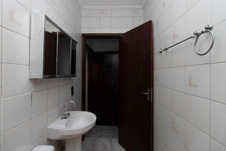 Casa para alugar com 70m², 2 quartos e 1 vagaBanheiro