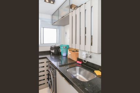 Apartamento à venda com 69m², 2 quartos e 2 vagasCozinha e Área de Serviço