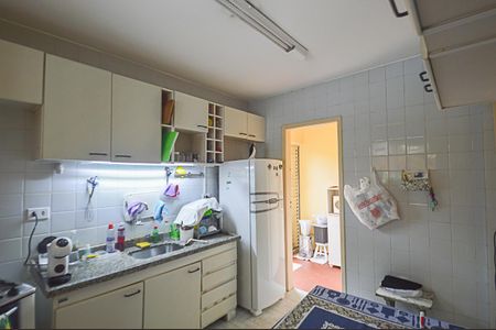 Casa à venda com 150m², 3 quartos e 2 vagas Casa à venda com 150m², 3 quartos e 2 vagasCozinha