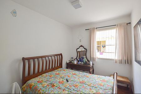 Casa à venda com 150m², 3 quartos e 2 vagas Casa à venda com 150m², 3 quartos e 2 vagasQuarto 3