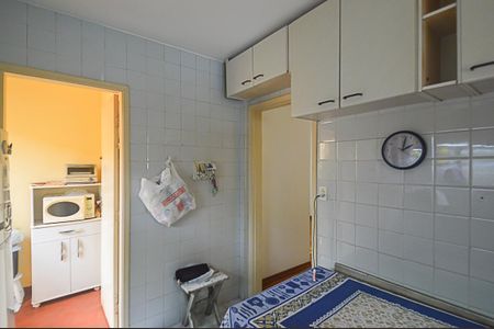 Casa à venda com 150m², 3 quartos e 2 vagas Casa à venda com 150m², 3 quartos e 2 vagasCozinha