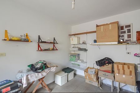 Casa à venda com 150m², 3 quartos e 2 vagas Casa à venda com 150m², 3 quartos e 2 vagasQuarto de Serviço