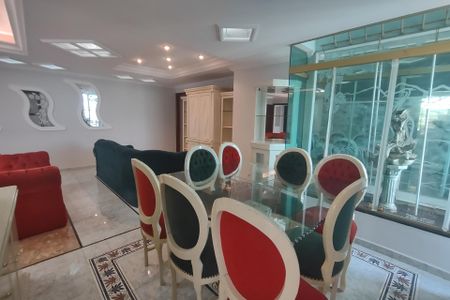 Apartamento à venda com 315m², 4 quartos e 4 vagasSala