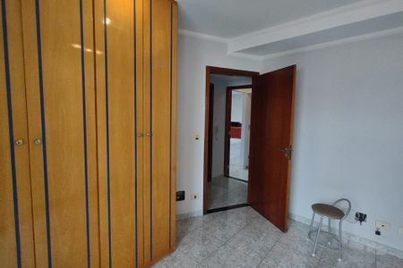 Apartamento à venda com 315m², 4 quartos e 4 vagasQuarto 2