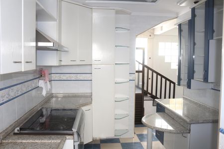 Apartamento à venda com 315m², 4 quartos e 4 vagasCozinha