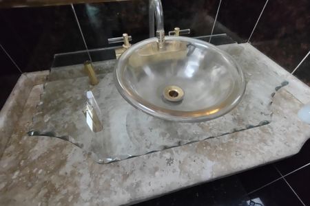 Apartamento à venda com 315m², 4 quartos e 4 vagasLavabo