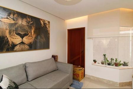 Casa de condomínio à venda com 68m², 2 quartos e 2 vagasFoto 02