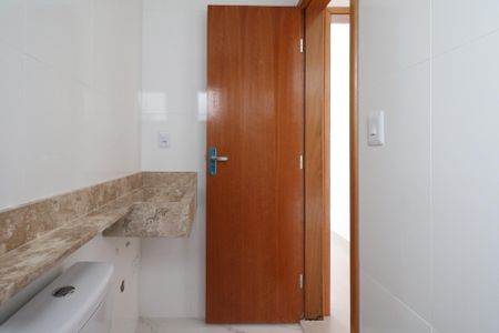 Apartamento à venda com 108m², 2 quartos e 2 vagas Apartamento à venda com 108m², 2 quartos e 2 vagasBanheiro