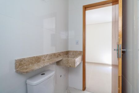 Apartamento à venda com 108m², 2 quartos e 2 vagas Apartamento à venda com 108m², 2 quartos e 2 vagasBanheiro da Suíte