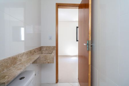 Apartamento à venda com 108m², 2 quartos e 2 vagas Apartamento à venda com 108m², 2 quartos e 2 vagasBanheiro da Suíte