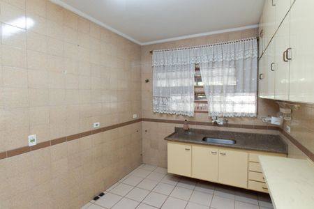 Casa para alugar com 120m², 2 quartos e 2 vagasCozinha