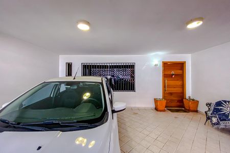 Casa à venda com 300m², 4 quartos e 2 vagasGaragem